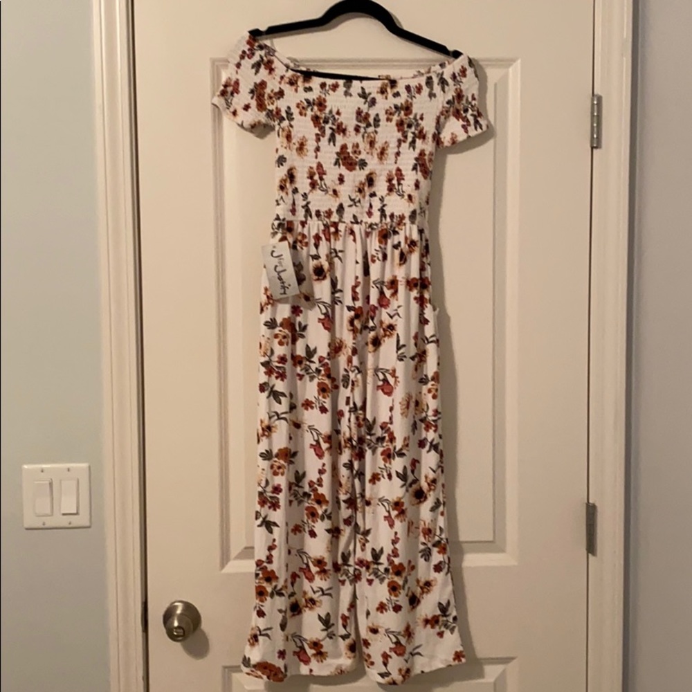 💥J for JUSTIFY Floral Stretch Jumpsuit